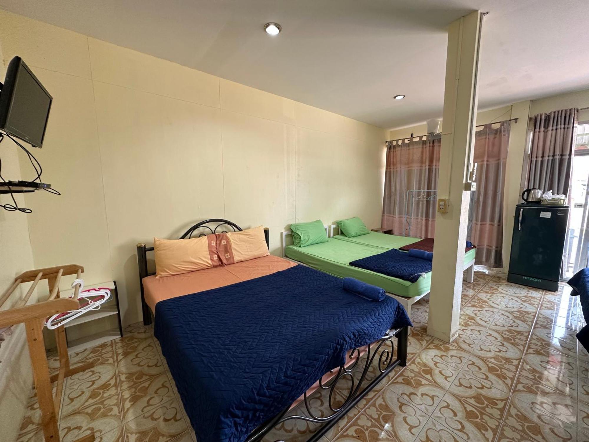 Thippawan Bungalow Ко-Сичанг Экстерьер фото