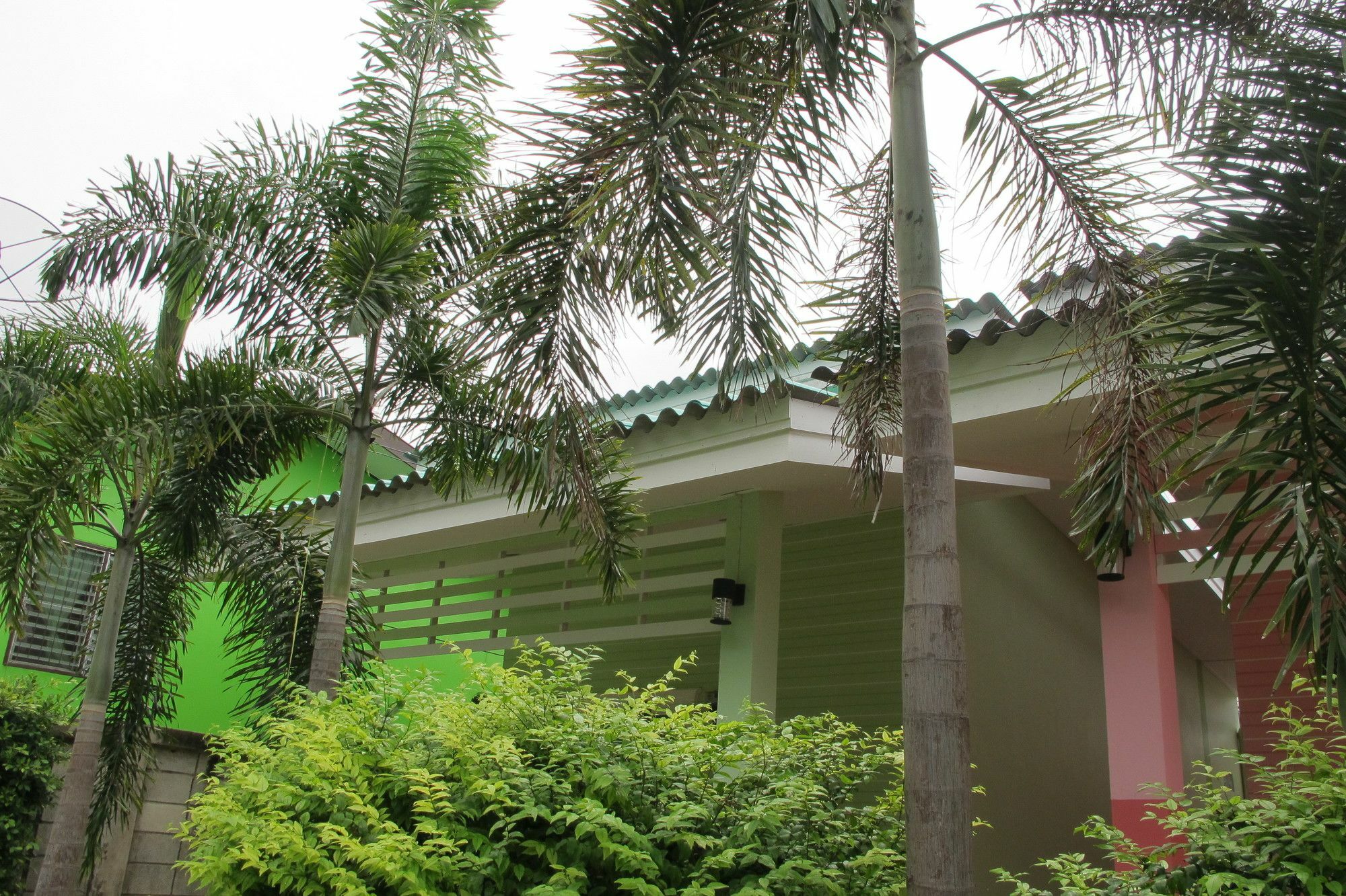 Thippawan Bungalow Ко-Сичанг Экстерьер фото