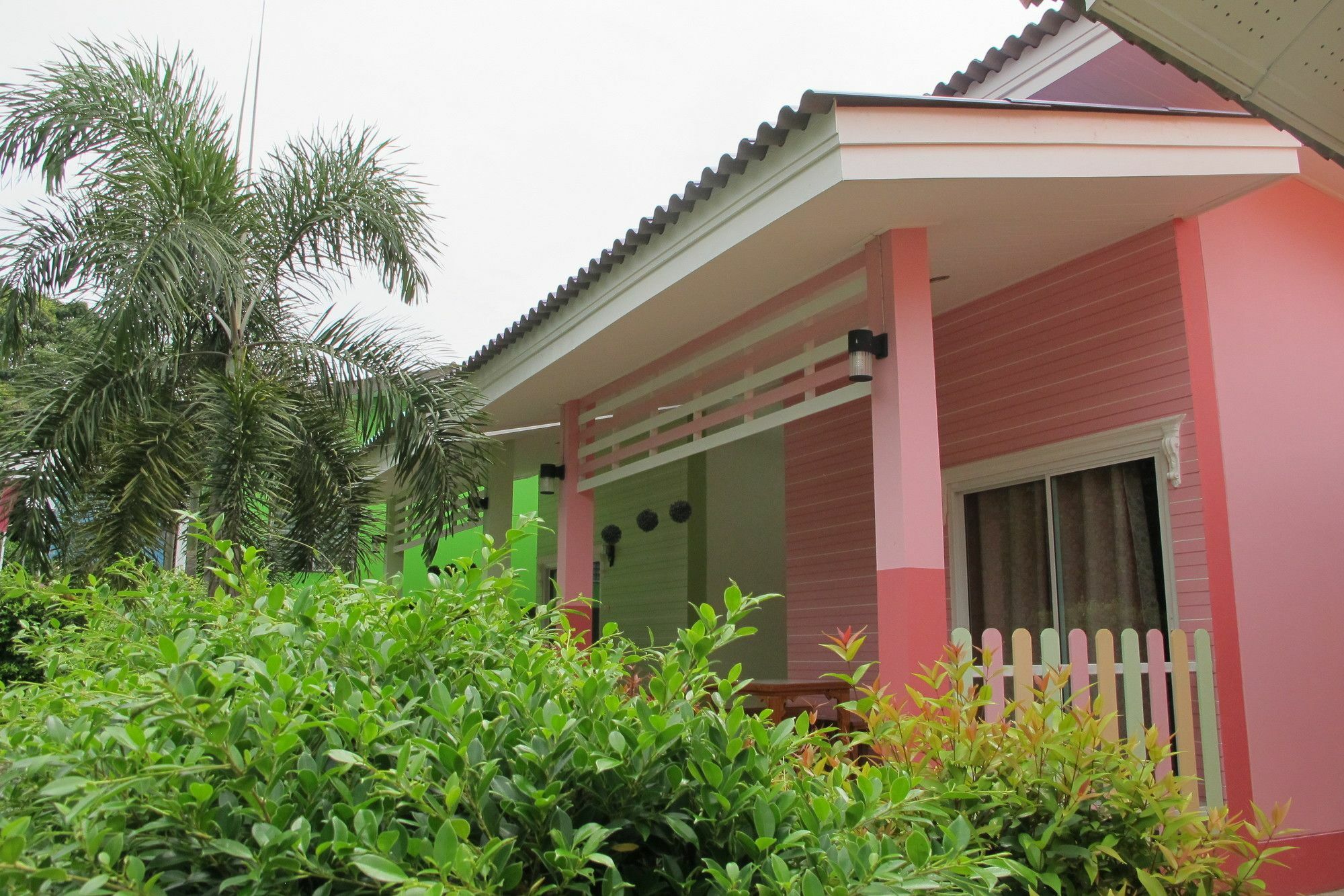 Thippawan Bungalow Ко-Сичанг Экстерьер фото