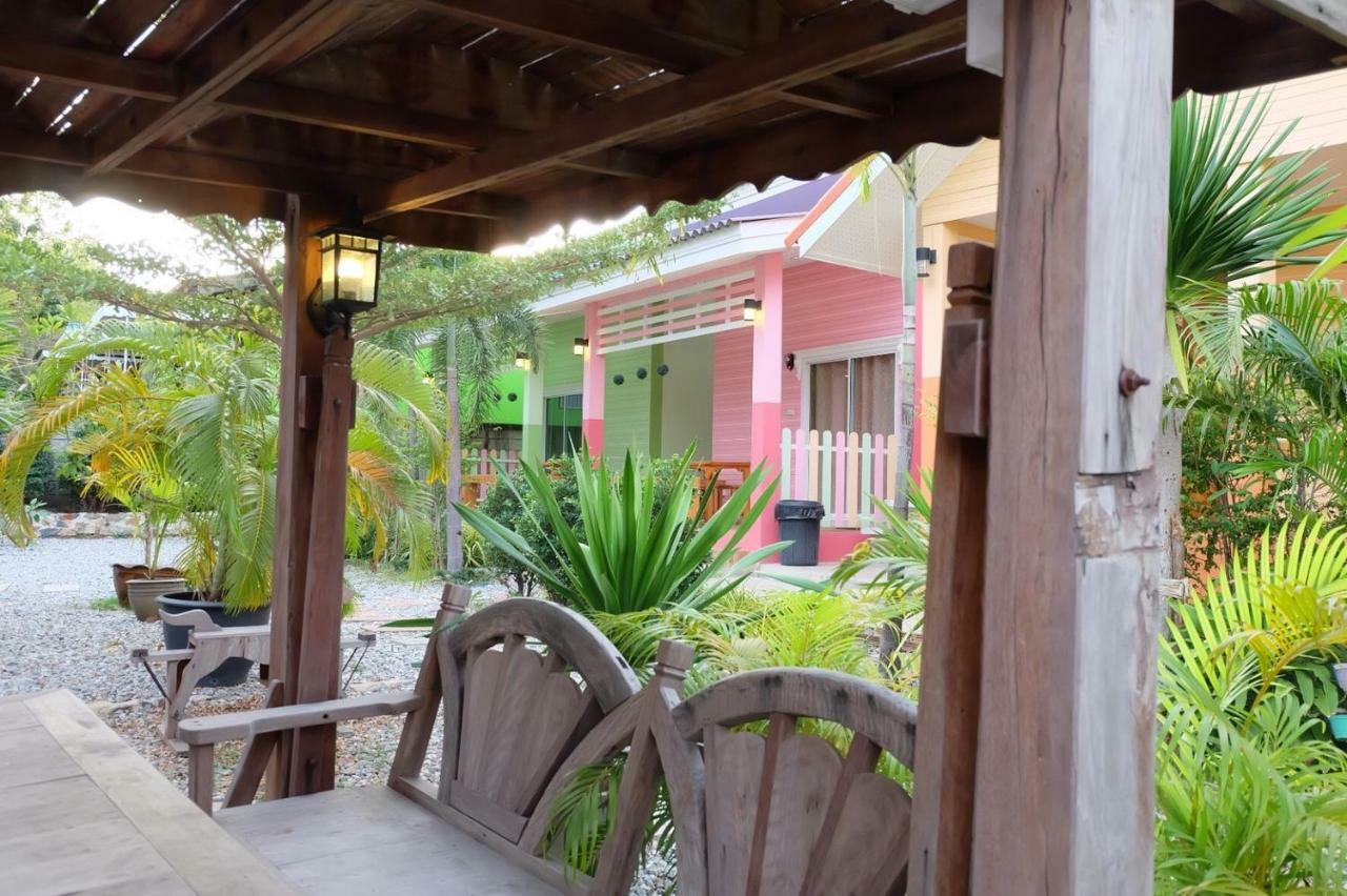 Thippawan Bungalow Ко-Сичанг Экстерьер фото